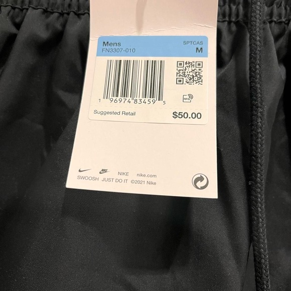 Nike Club Men's Black Woven Flow Shorts - FN3307-010 Medium - Picture 7 of 7